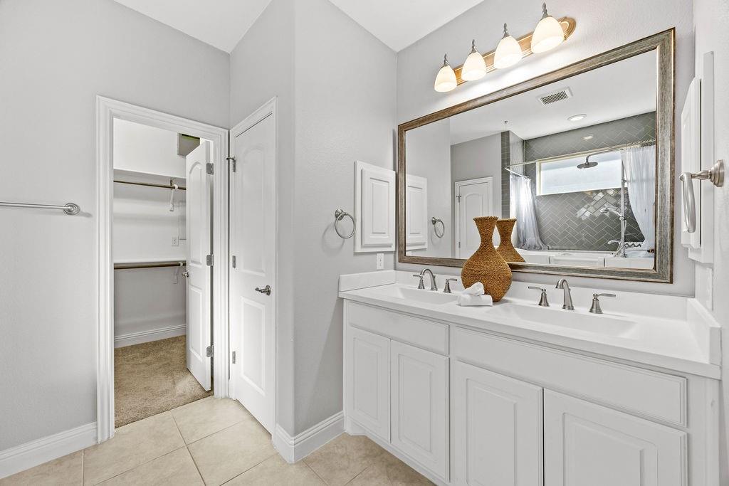 1004 Baynes Drive, McKinney, TX 75071