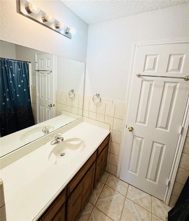 2305 Buckeye Drive, Mesquite, TX 75181