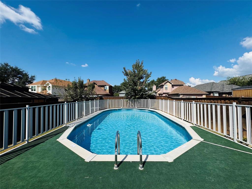 2305 Buckeye Drive, Mesquite, TX 75181