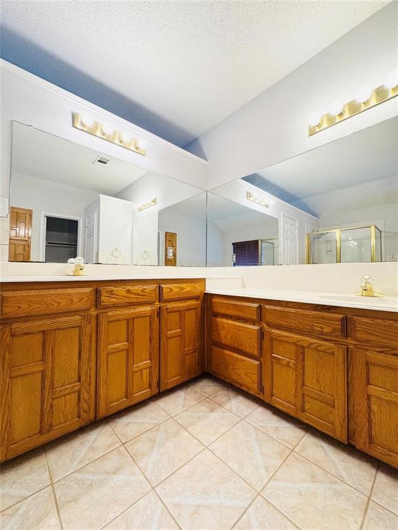2305 Buckeye Drive, Mesquite, TX 75181