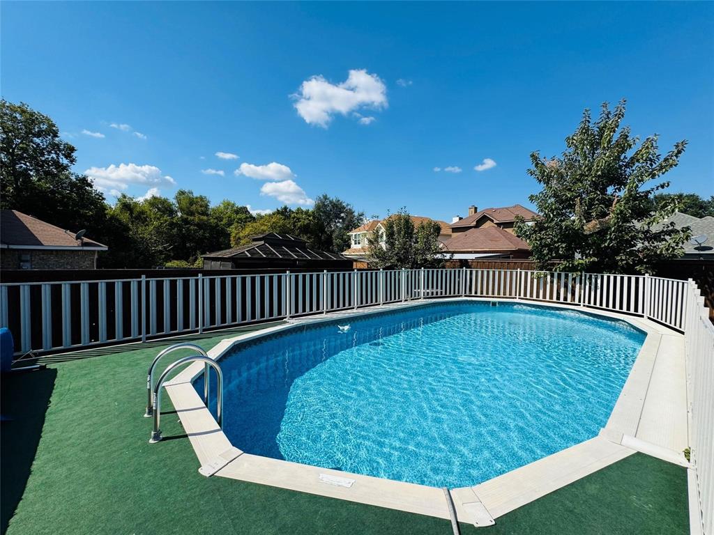 2305 Buckeye Drive, Mesquite, TX 75181