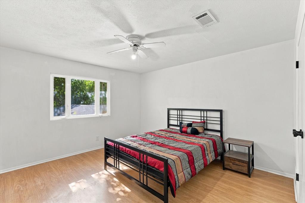 7638 Royal Lane, Dallas, TX 75230