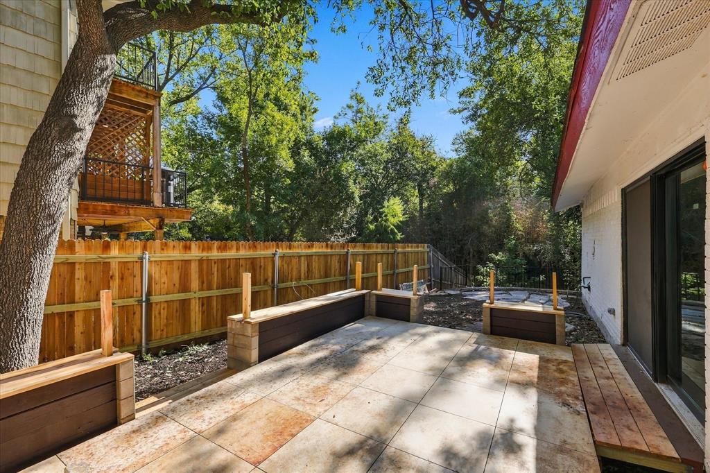 7638 Royal Lane, Dallas, TX 75230