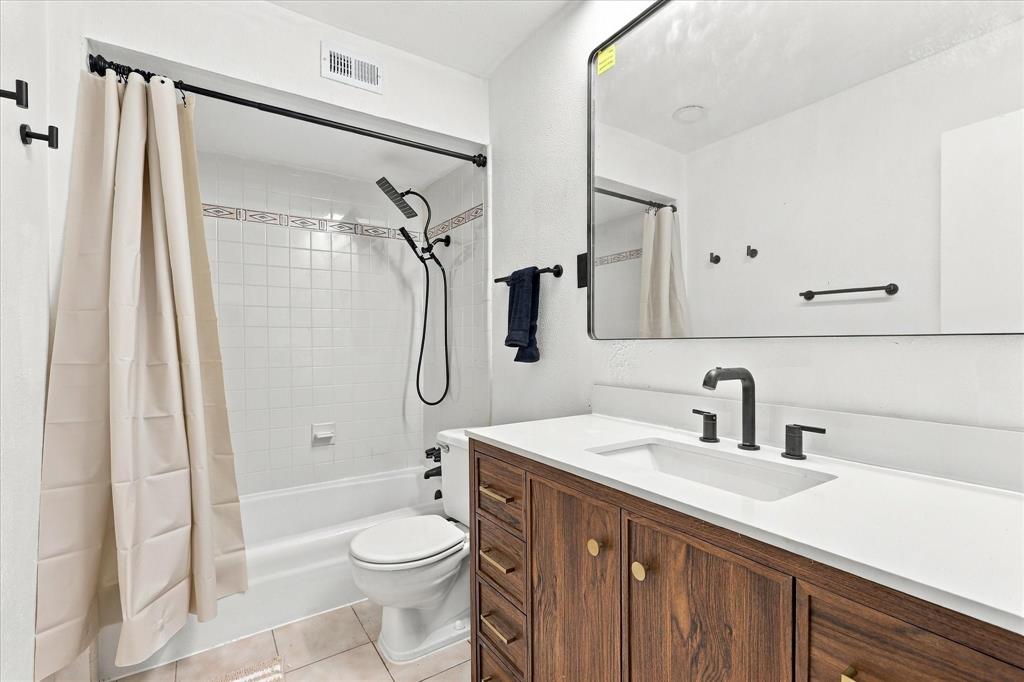 7638 Royal Lane, Dallas, TX 75230
