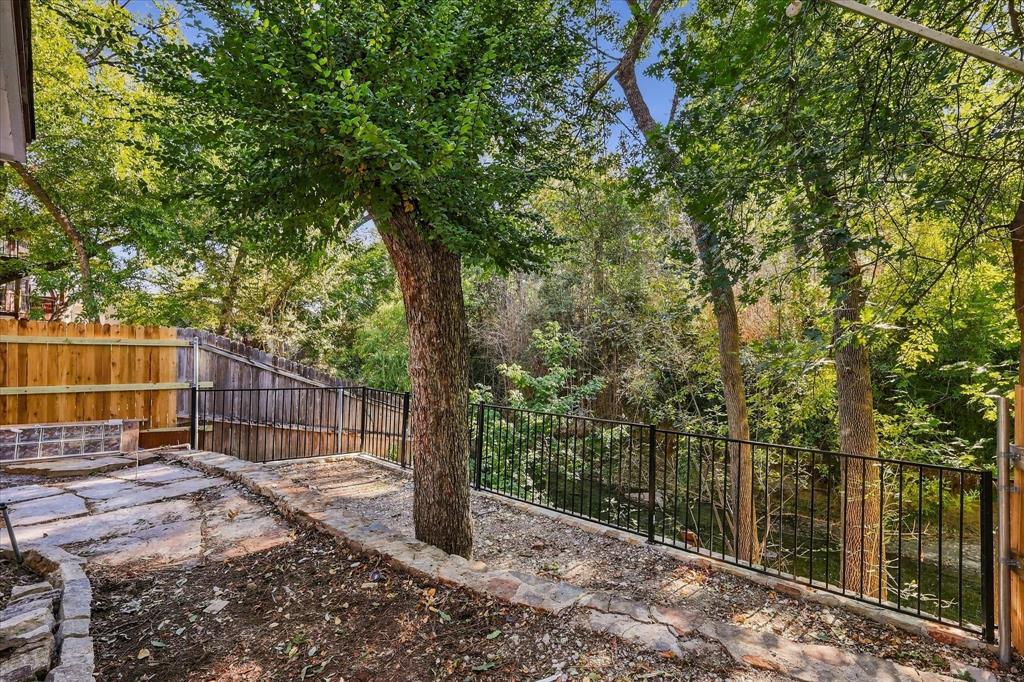 7638 Royal Lane, Dallas, TX 75230