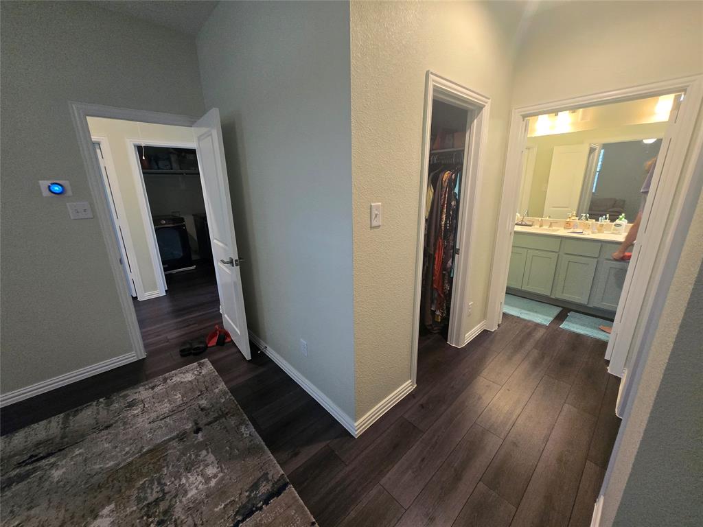 9839 Romo Street, Irving, TX 75063