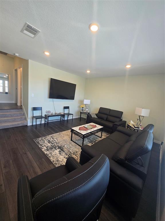 9839 Romo Street, Irving, TX 75063