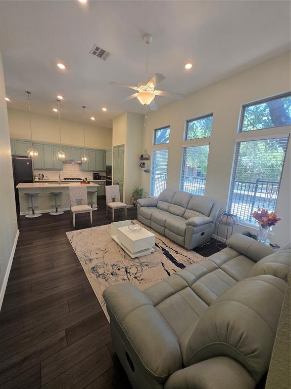 9839 Romo Street, Irving, TX 75063