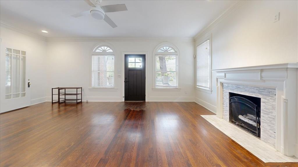 826 Cedar Hill Avenue, Dallas, TX 75208