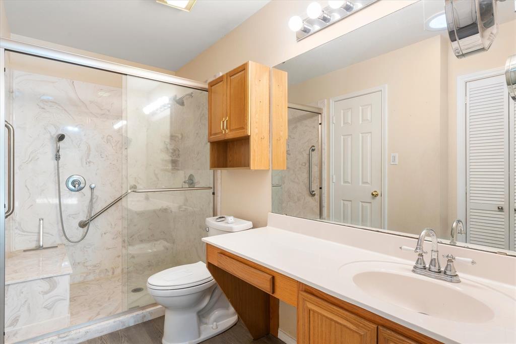 15838 Brittain Court, Lindale, TX 75771