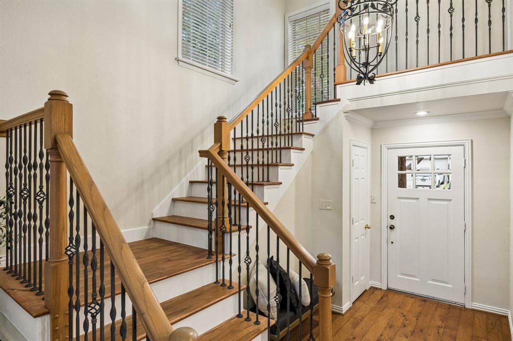 8708 Coppertowne Lane, Dallas, TX 75243