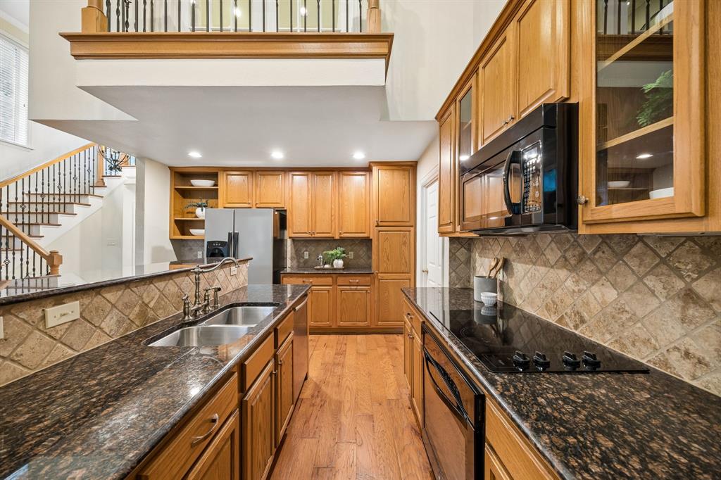 8708 Coppertowne Lane, Dallas, TX 75243