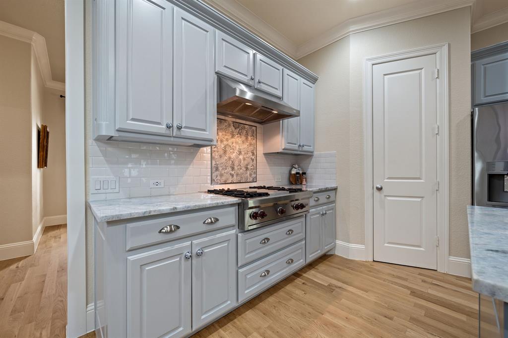 2324 Grassmere Lane, McKinney, TX 75071