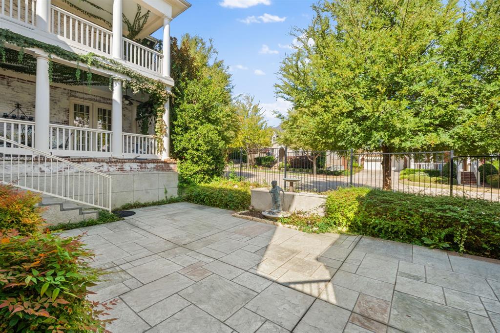 2324 Grassmere Lane, McKinney, TX 75071