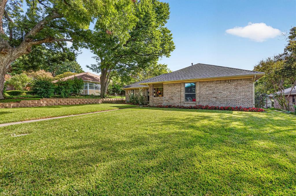 803 Village Green Drive, Rockwall, TX 75087