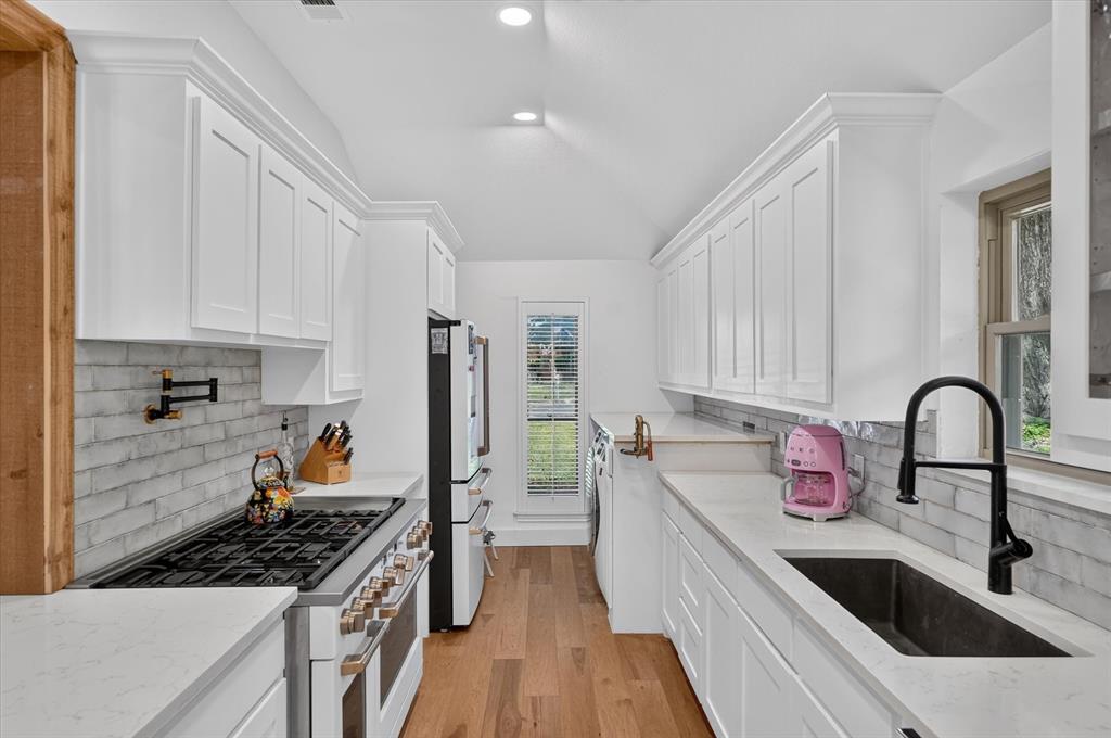 803 Village Green Drive, Rockwall, TX 75087