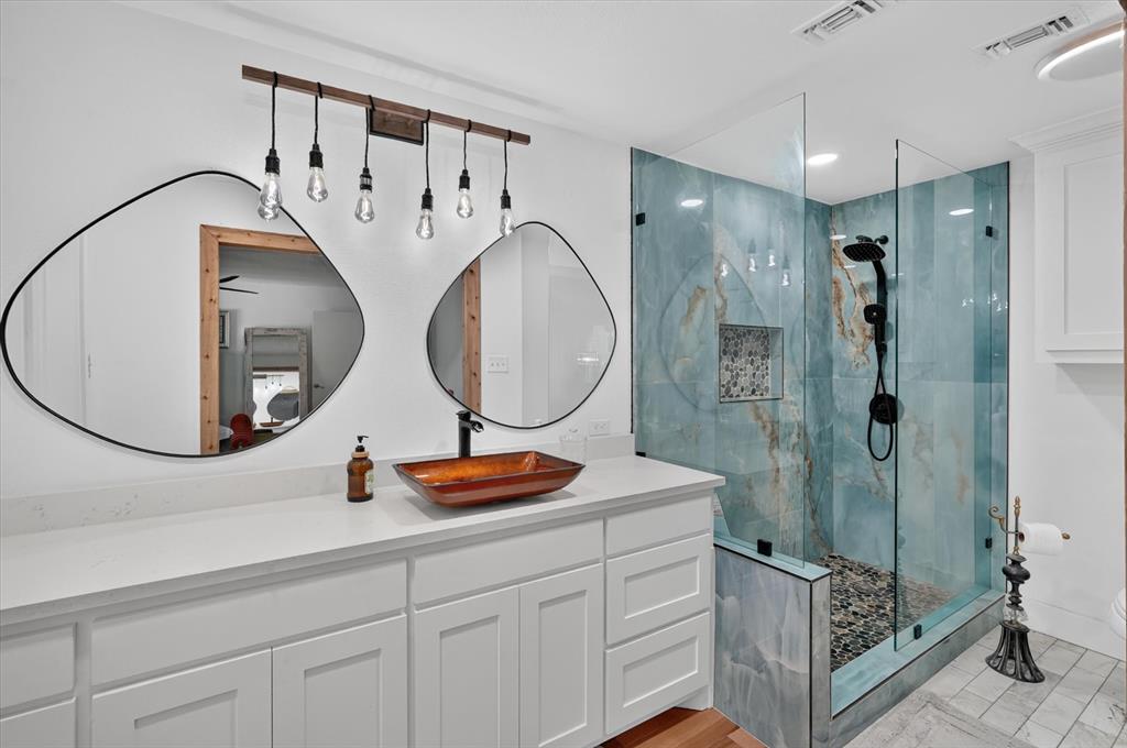 Master bath