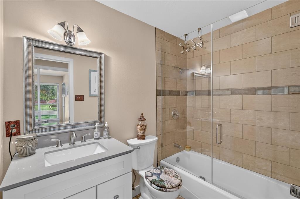 803 Village Green Drive, Rockwall, TX 75087