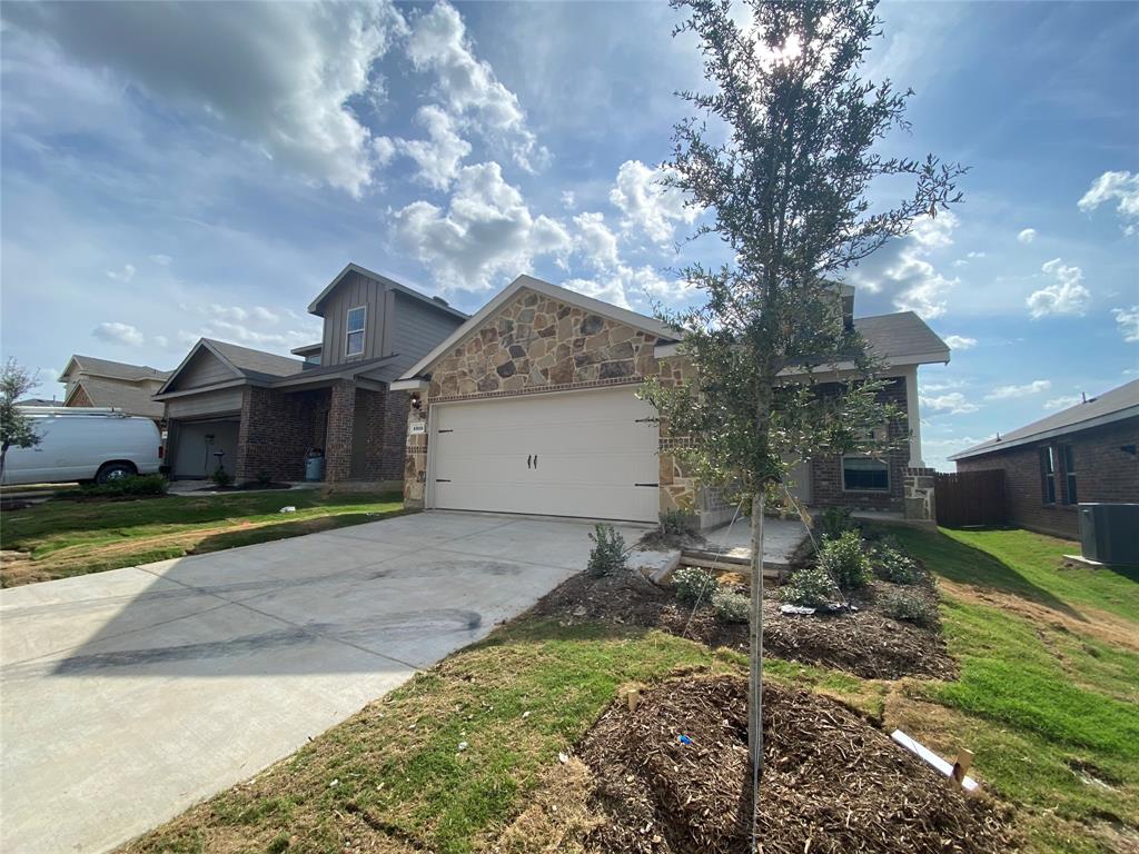 1315 DRAPER Lane, Forney, TX 75126 1315 DRAPER Lane, Forney, TX 75126