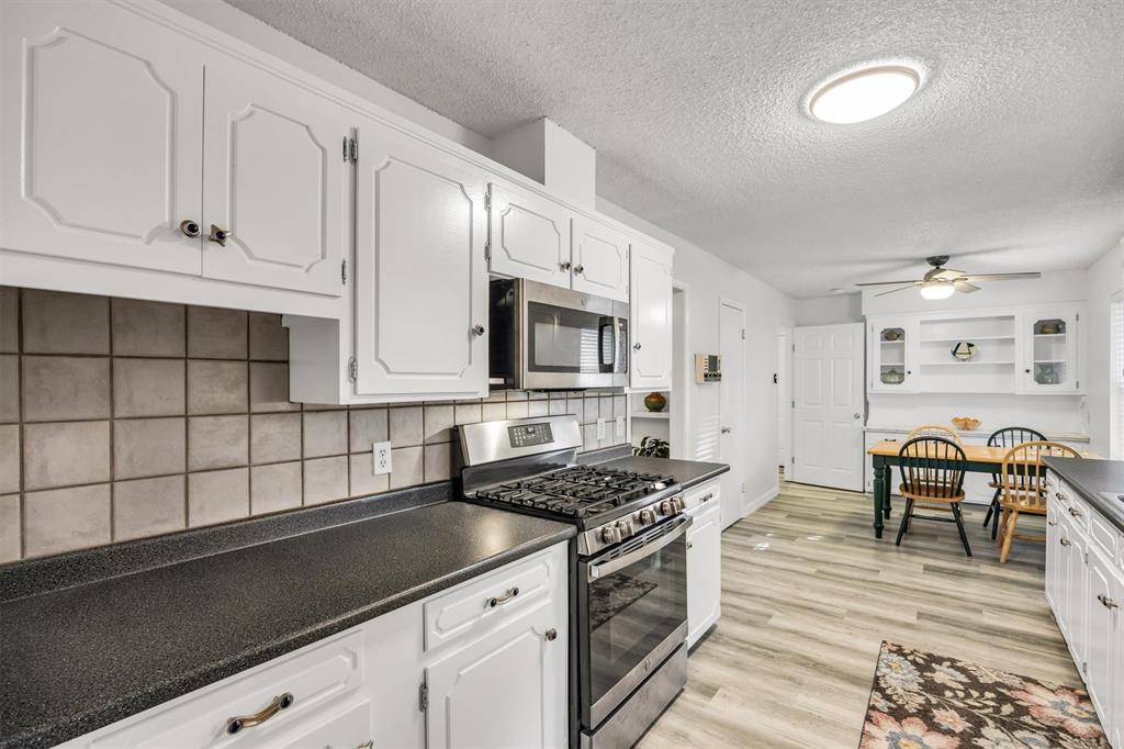 13760 Rolling Hills Lane, Dallas, TX 75240