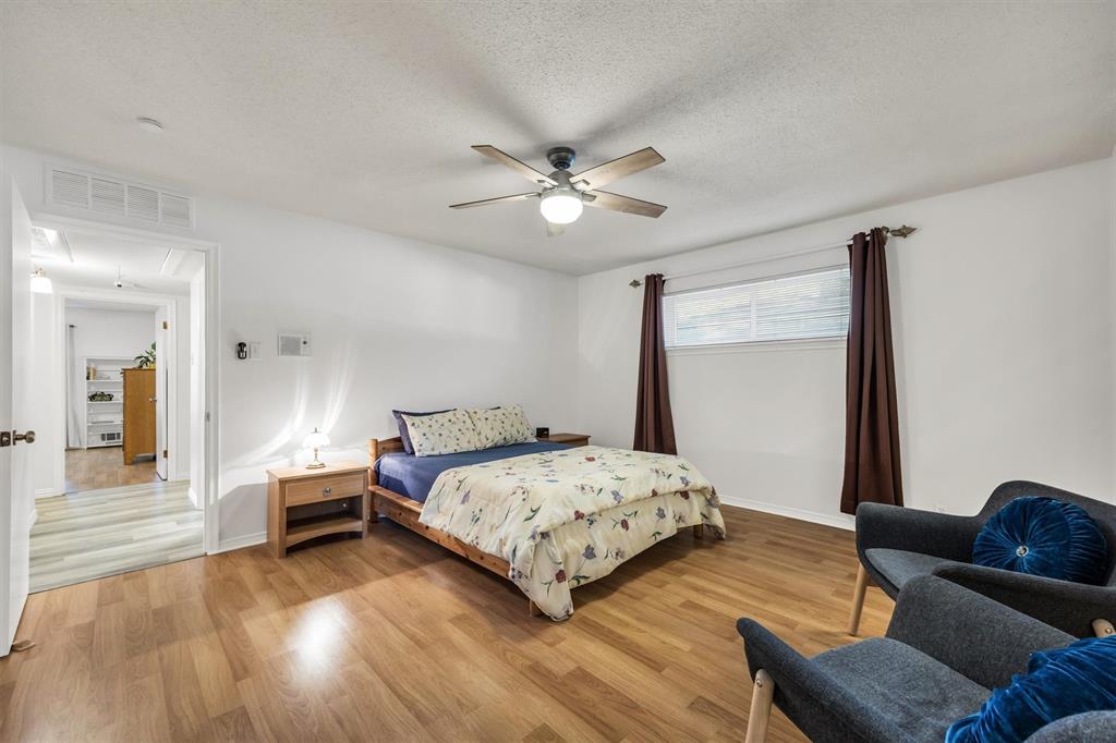 13760 Rolling Hills Lane, Dallas, TX 75240