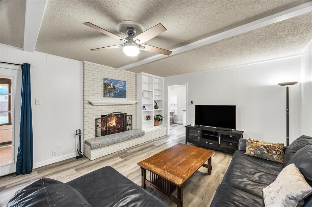13760 Rolling Hills Lane, Dallas, TX 75240