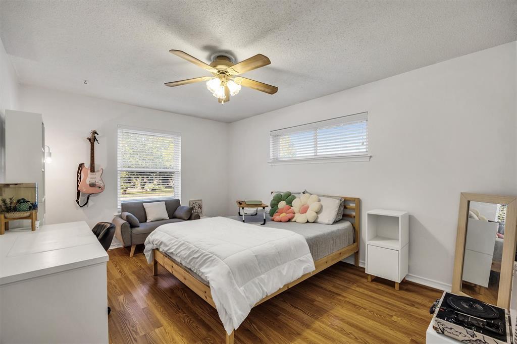 13760 Rolling Hills Lane, Dallas, TX 75240