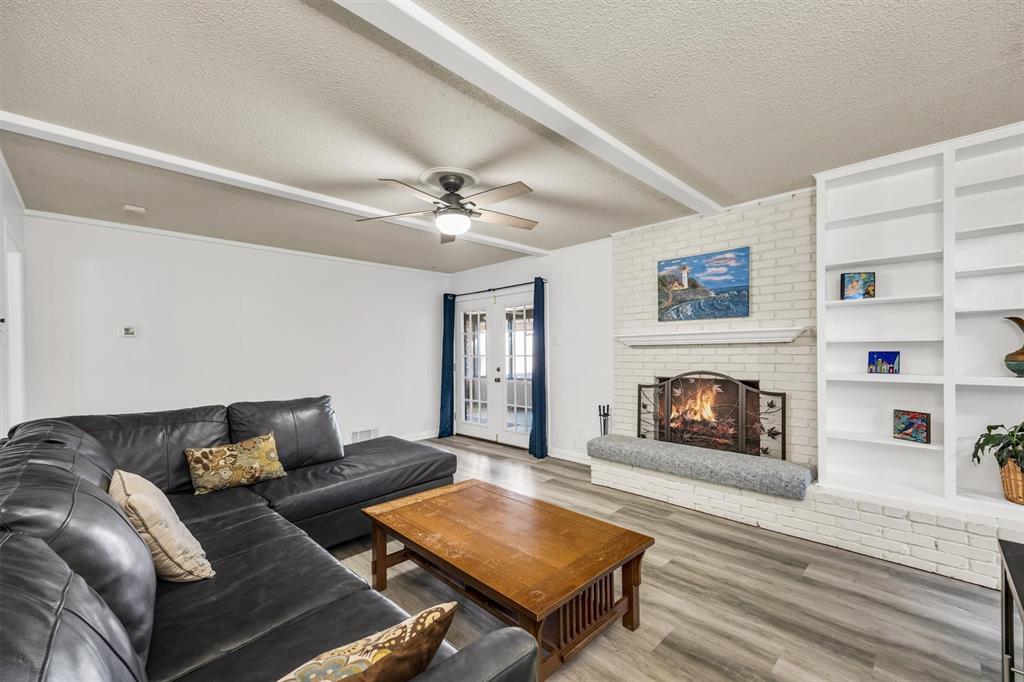 13760 Rolling Hills Lane, Dallas, TX 75240