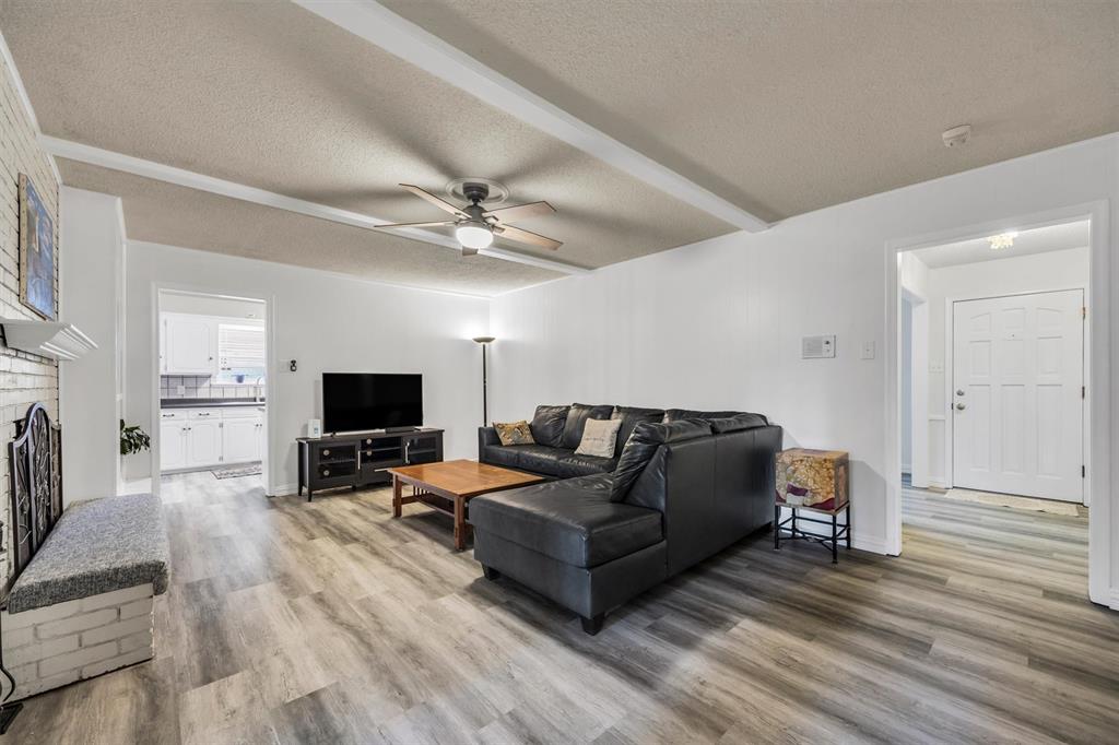 13760 Rolling Hills Lane, Dallas, TX 75240