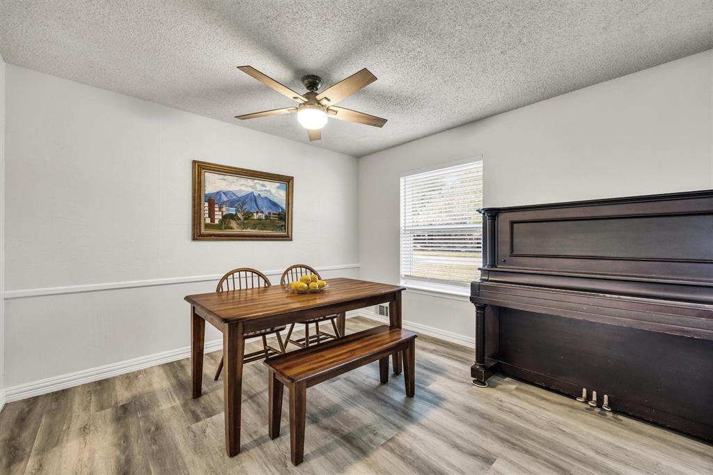 13760 Rolling Hills Lane, Dallas, TX 75240