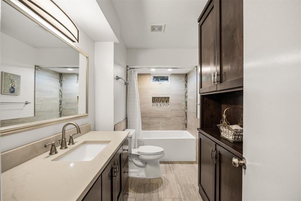 13760 Rolling Hills Lane, Dallas, TX 75240