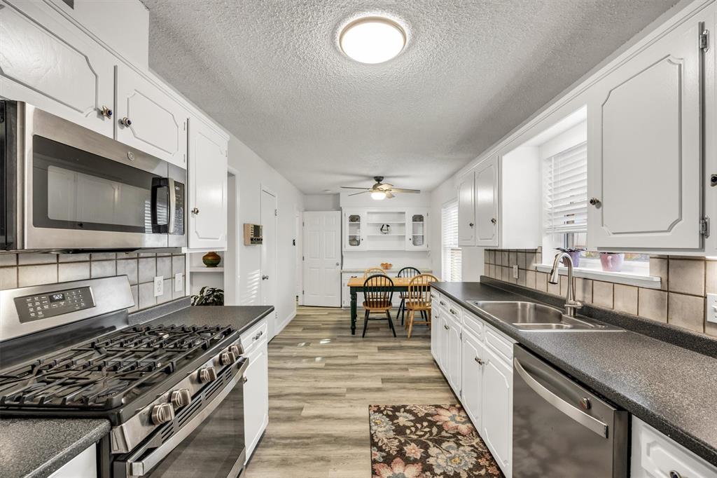 13760 Rolling Hills Lane, Dallas, TX 75240