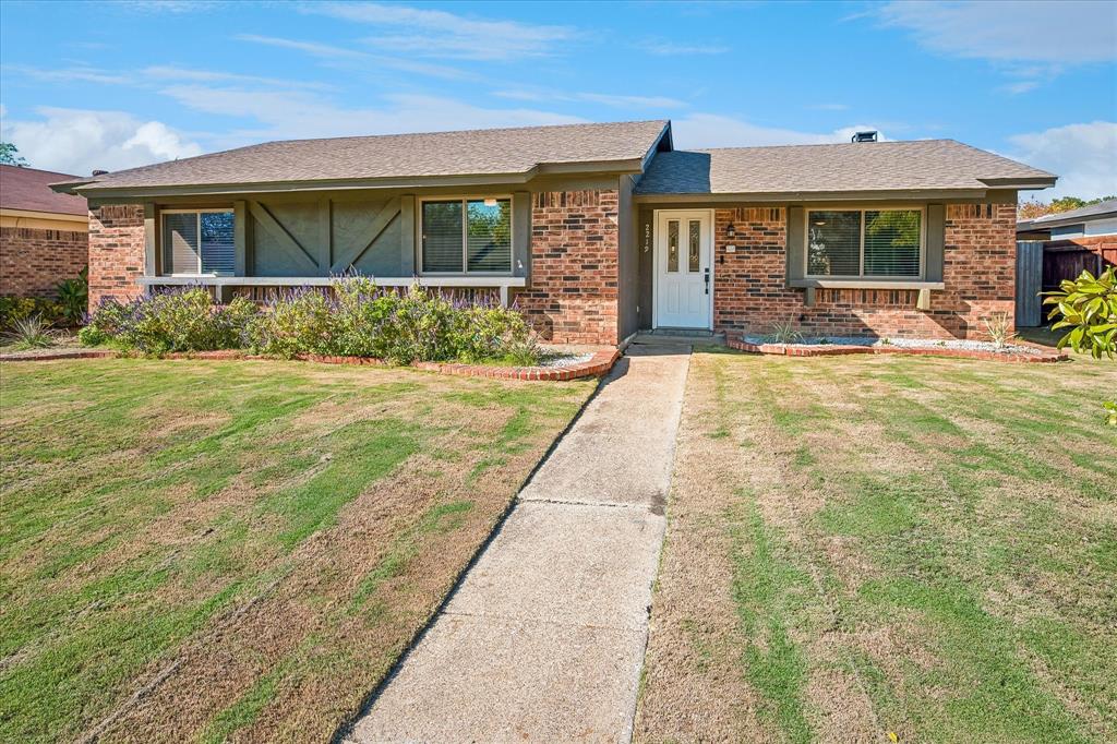 2219 Crockett Drive, Carrollton, TX 75006