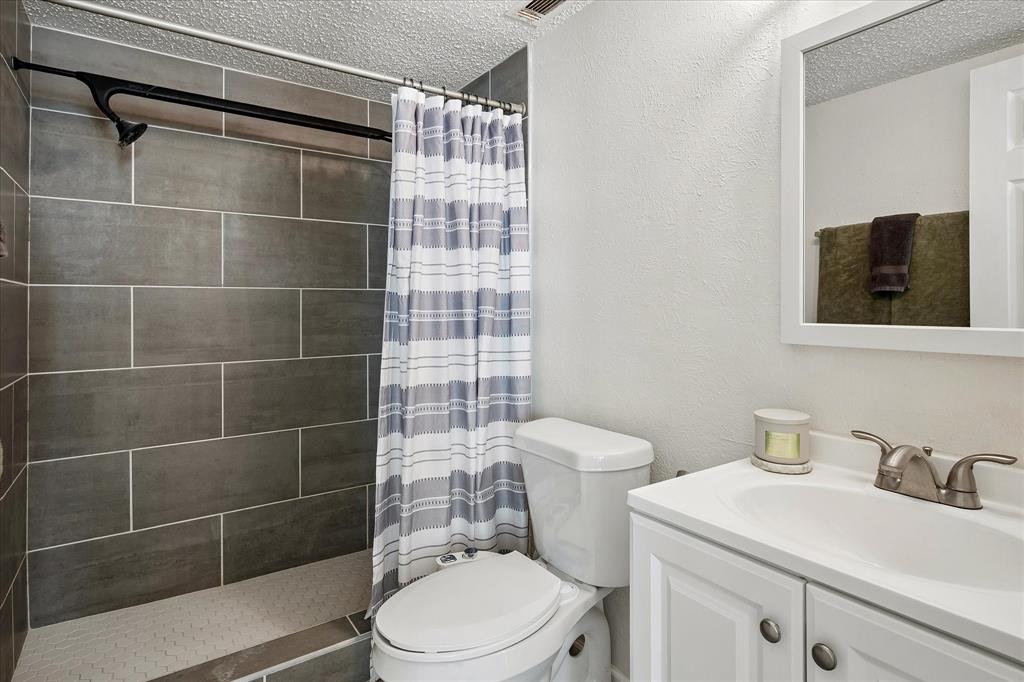 2219 Crockett Drive, Carrollton, TX 75006