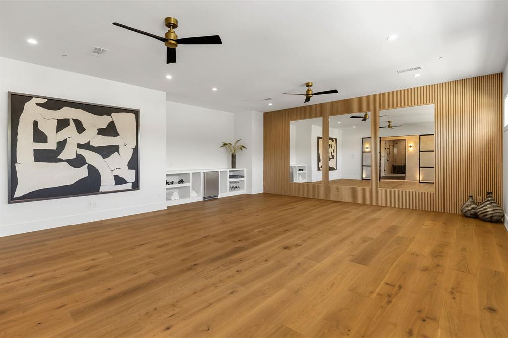 7607 Lavendale Avenue, Dallas, TX 75230