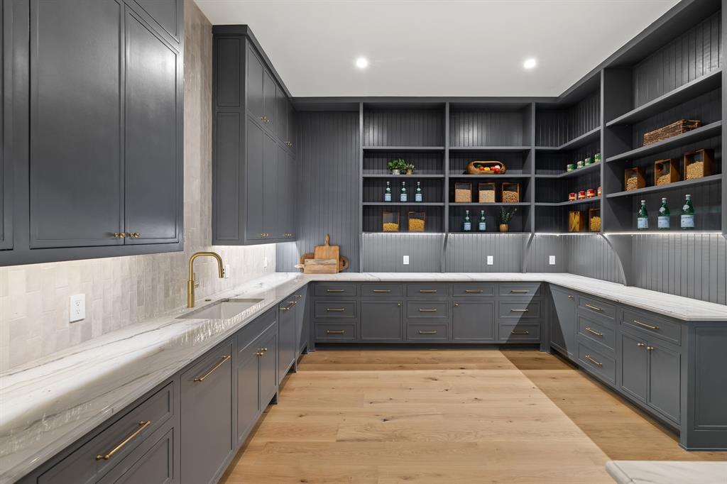 7607 Lavendale Avenue, Dallas, TX 75230
