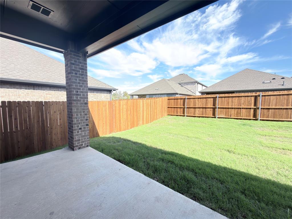 1907 Lostwood Drive, Princeton, TX 75407