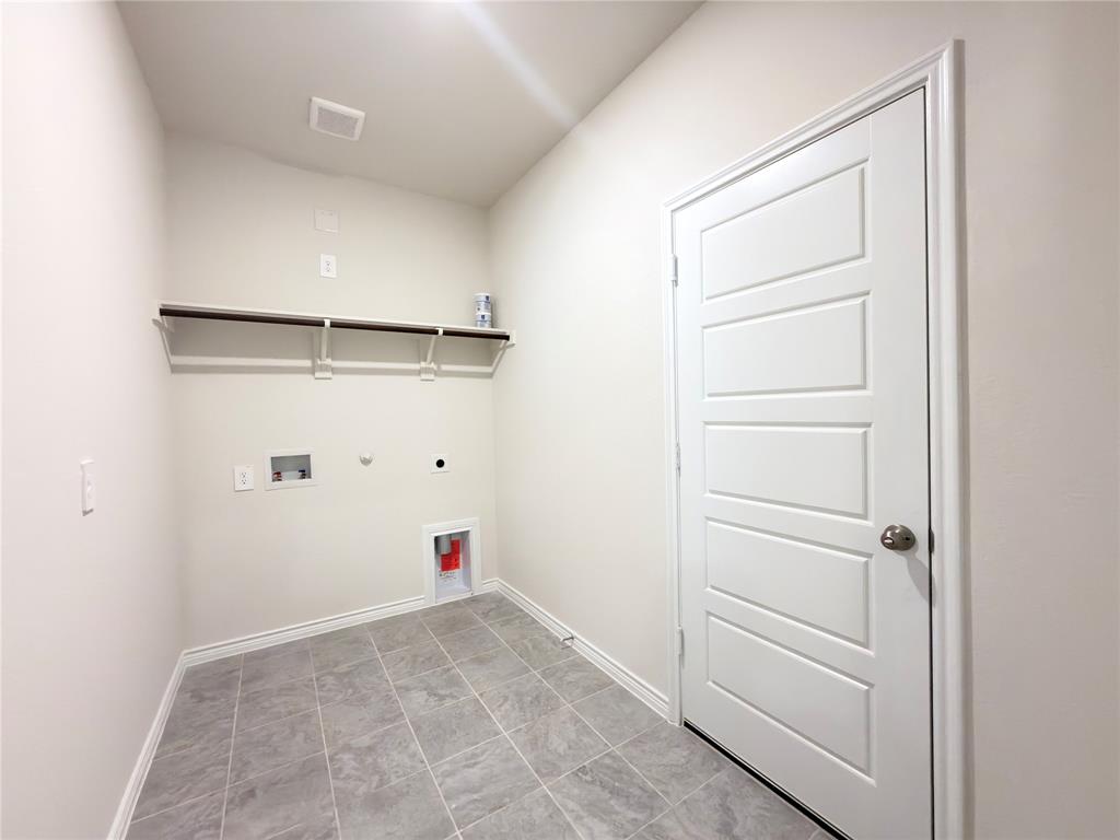 1907 Lostwood Drive, Princeton, TX 75407