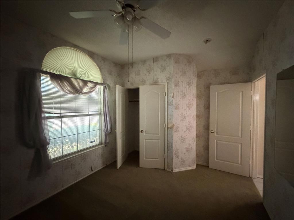 7213 Crabtree Lane, North Richland Hills, TX 76182