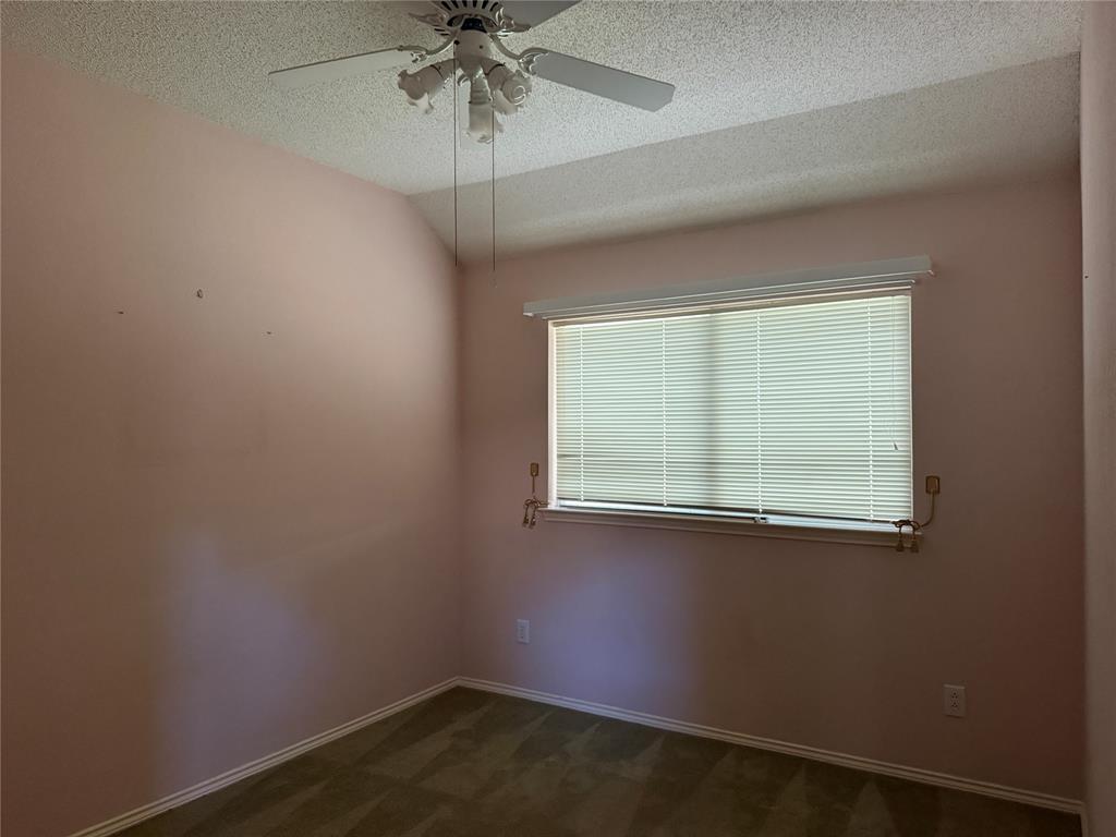 7213 Crabtree Lane, North Richland Hills, TX 76182