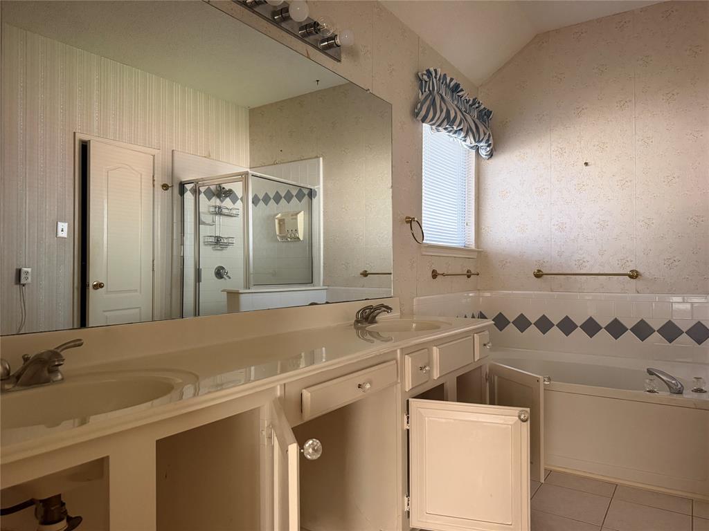 7213 Crabtree Lane, North Richland Hills, TX 76182