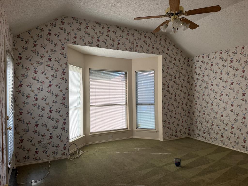 7213 Crabtree Lane, North Richland Hills, TX 76182