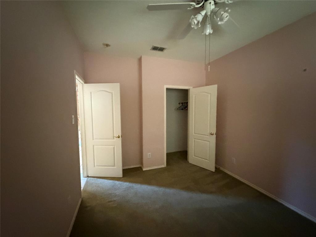 7213 Crabtree Lane, North Richland Hills, TX 76182