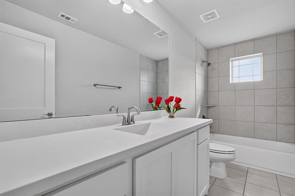 9205 Lamar Street, Rowlett, TX 75089