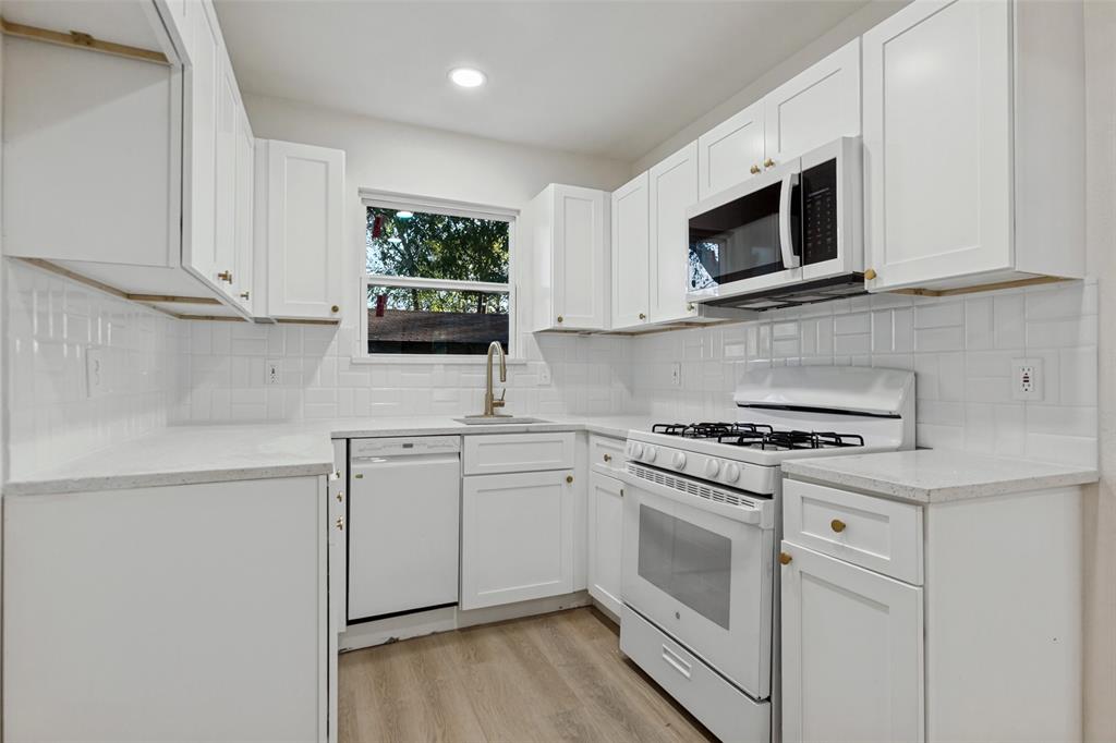 1114 10th Street, Plano, TX 75074