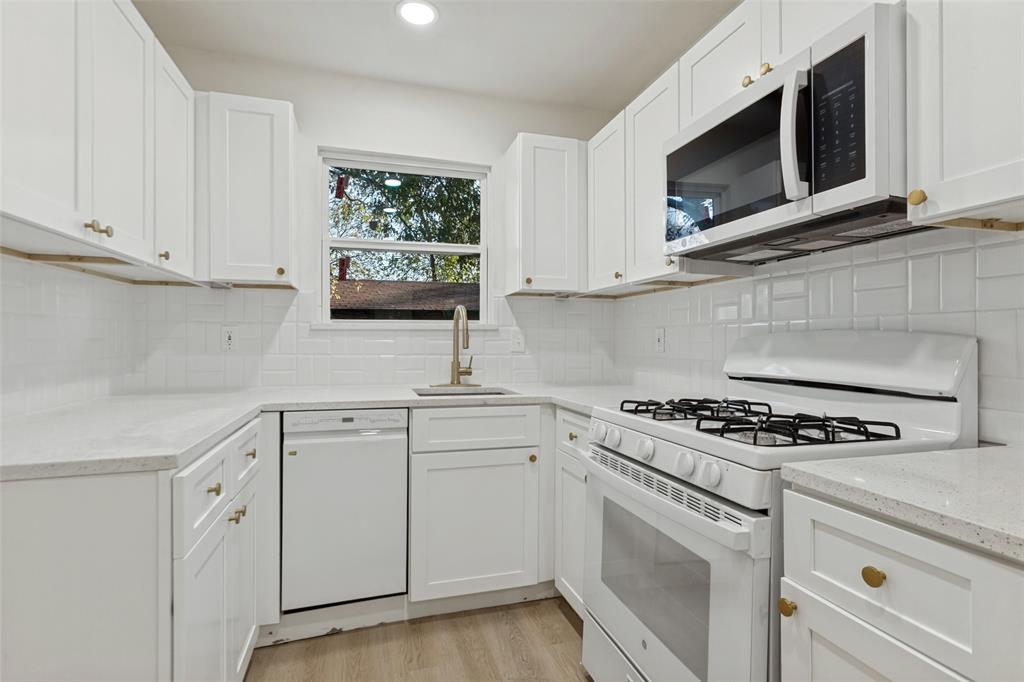 1114 10th Street, Plano, TX 75074