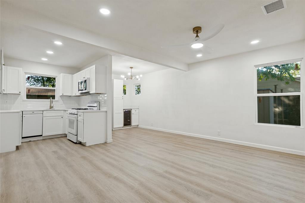 1114 10th Street, Plano, TX 75074