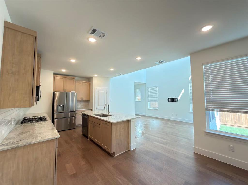 7043 Lathrop Lane, Frisco, TX 75033