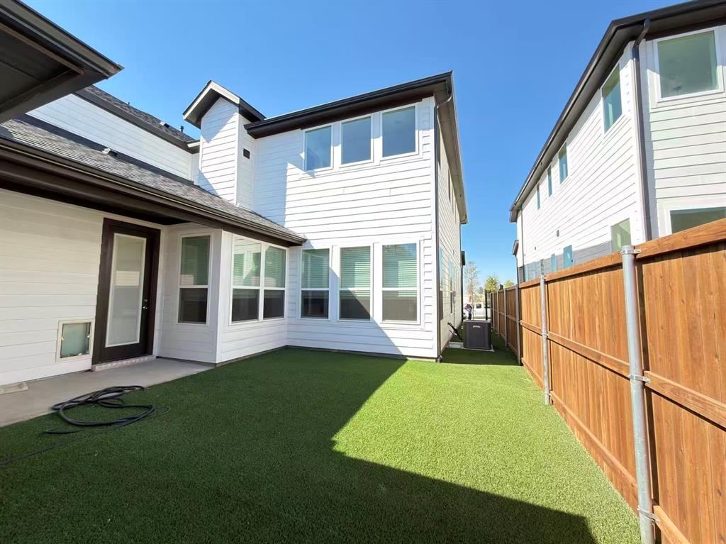 7043 Lathrop Lane, Frisco, TX 75033