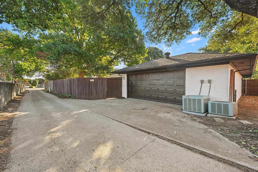 6727 Southpoint Drive, Dallas, TX 75248